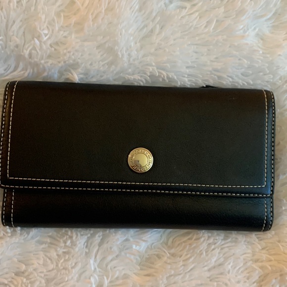 Coach Handbags - Coach wallet